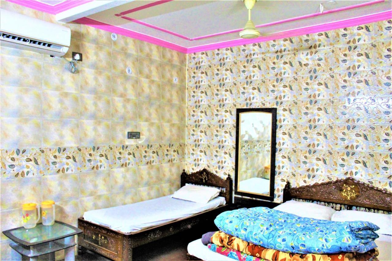 Central Guest House , Walk In Dargah & Markaz New Delhi Eksteriør bilde