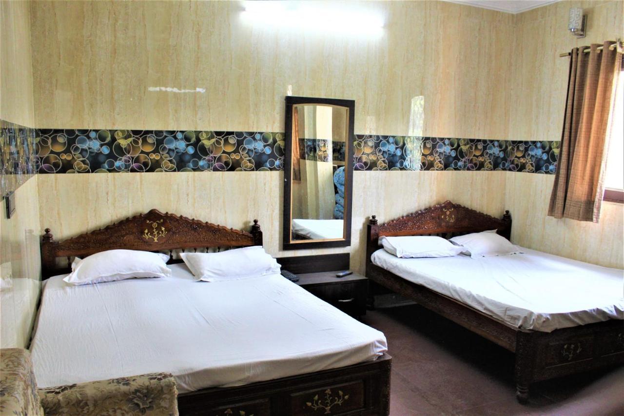 Central Guest House , Walk In Dargah & Markaz New Delhi Eksteriør bilde